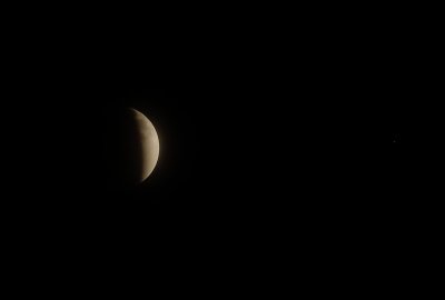Partial Lunar Eclipse with Spica