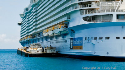 Port side refueling - St. Martin dock