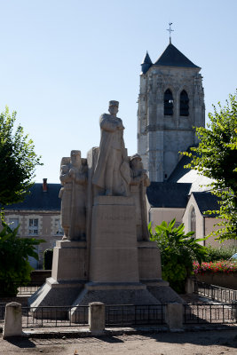 Statue du Marchal Maunoury (1847-1923)