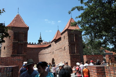 Les murs de la forteresse