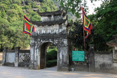 Temple ddi au roi Dinh Tien Hoang