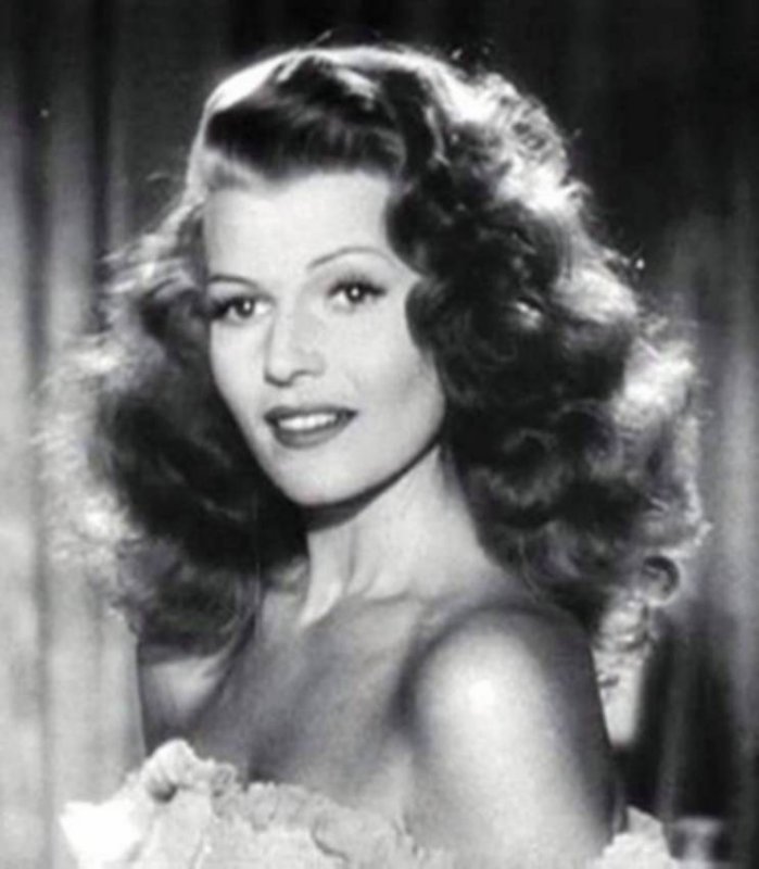 <strong>Rita Hayworth</strong>