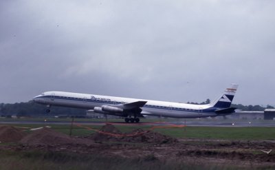 AMS JUL80 AVIANCA DC8.jpg