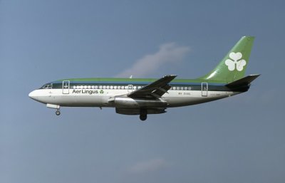 LHR APR76 EI B737.jpg