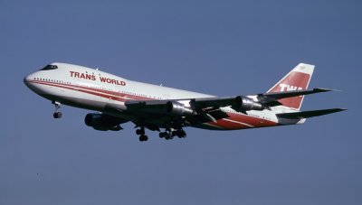 LHR FEB80 TW B747.jpg