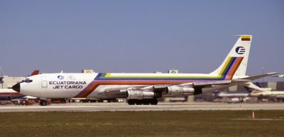 MIA APR92 EQUATORIANA B707F.jpg