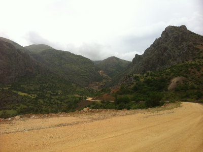 Dirt road to Nemrut Dagi