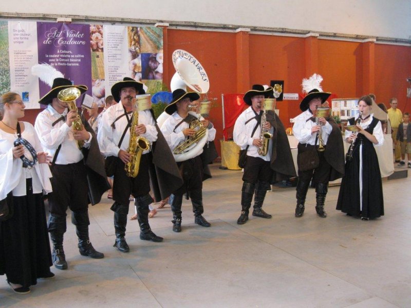 Cadours   fête de l'Ail 2013