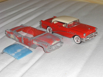300 Kit Buick Spcial 1955 et carrosserie modife par Pontiac