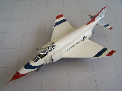Mac Donnell F-4_Thunderbirds.jpg