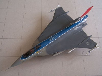 General Dynamics F-16 XL.jpg