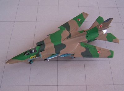 Mikoyan-Gurevitch MiG-27.jpg