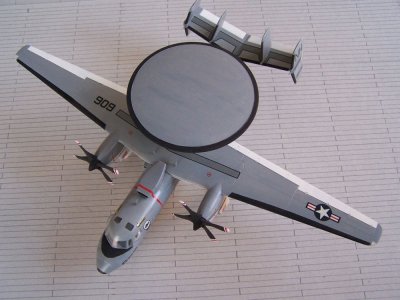 Grumman E2C Hawkeye.jpg
