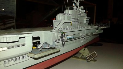 Porte-avions Clémenceau (1/400)