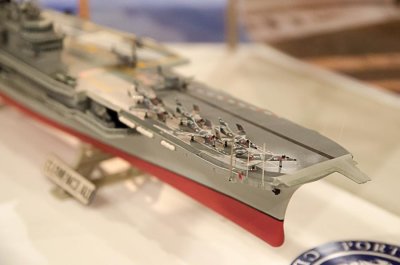 Porte-avions Clémenceau (1/400)