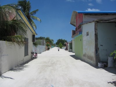 Main Street - Maafushi