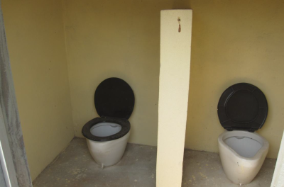 Anomansa_toiletgebouw_2.png