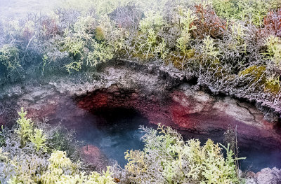 Hot spring - Craters of the Moon, NZ