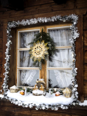 Window sill nativity