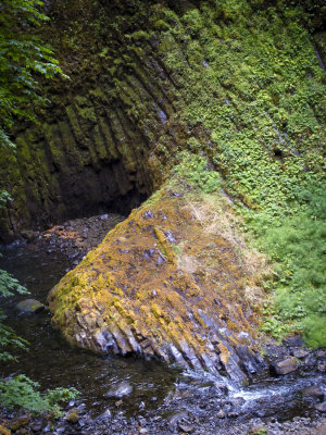 Tunnel Falls basalt
