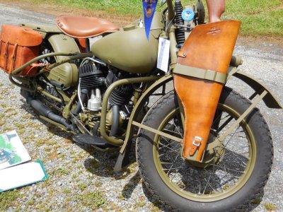 antique motorcycle show 5-21-16 9.JPG
