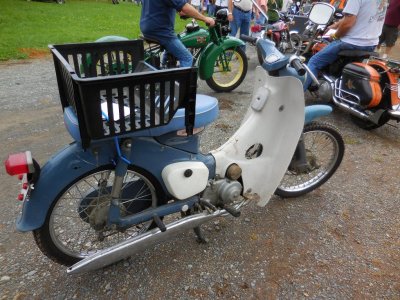 antique motorcycle show 5-21-16 22.JPG
