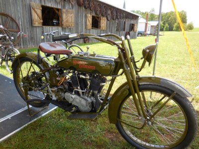 antique motorcycle show 5-21-16 43.JPG