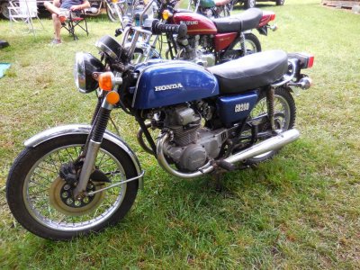 antique motorcycle show 5-21-16 50.JPG
