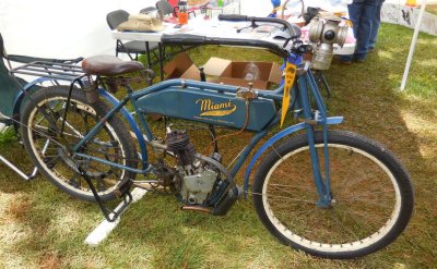 antique motorcycle show 5-21-16 54.JPG