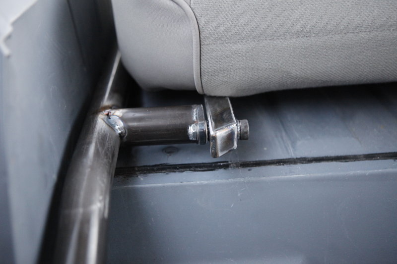 Rear seat bracket hinge