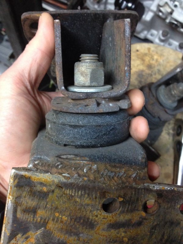 Motor mount in need of attention
