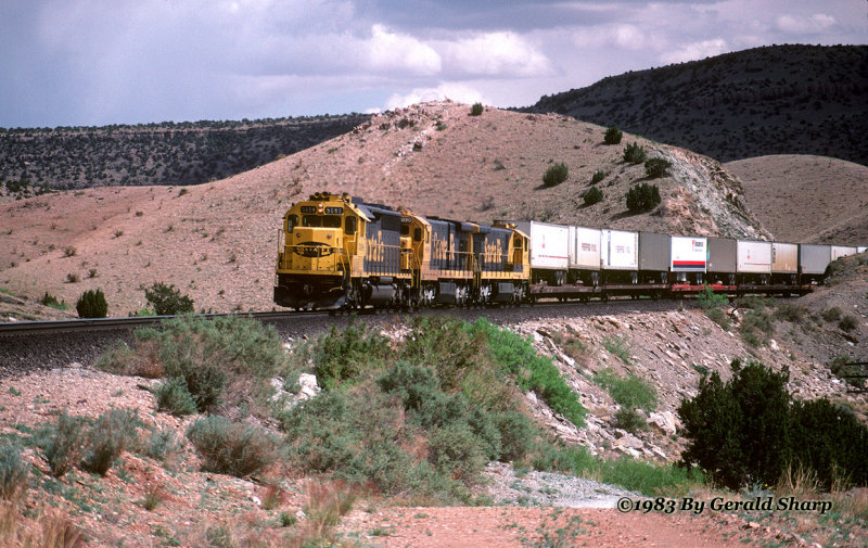 Santa Fe 5698 West At East Sais, New Mexico