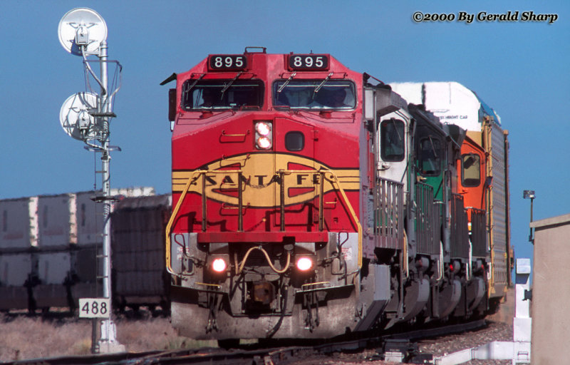Santa Fe 895 West At East Crest, CO