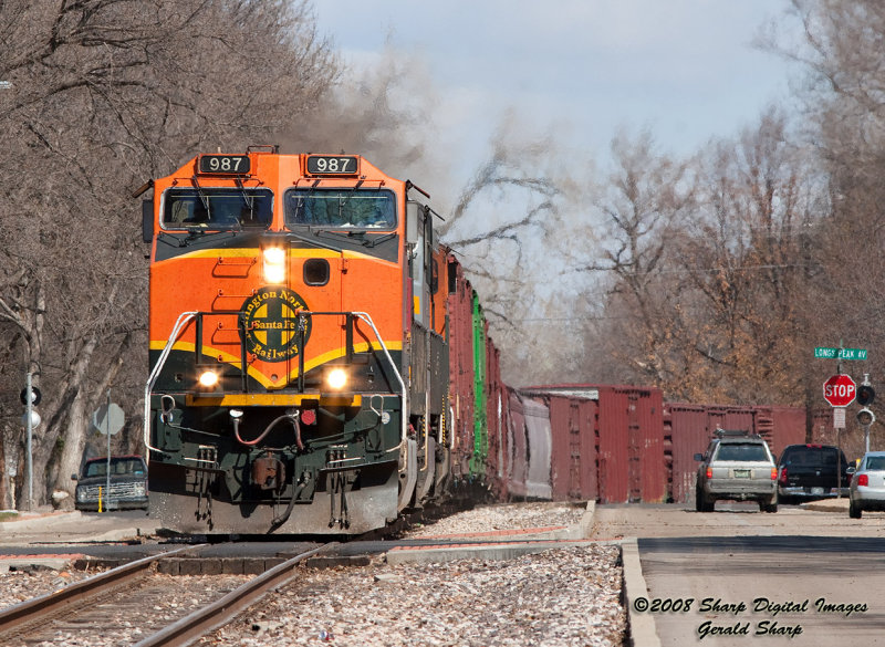 BNSF 987 South (LAUDEN) At Longmont, CO