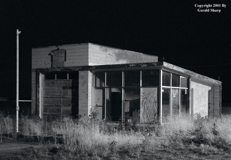 old_gas_station.jpg