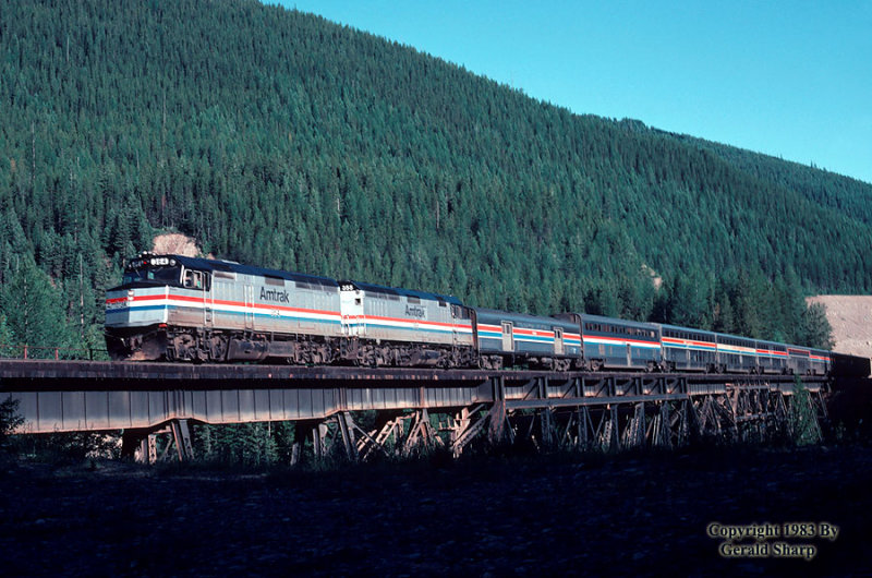 amtrak_at_java.jpg