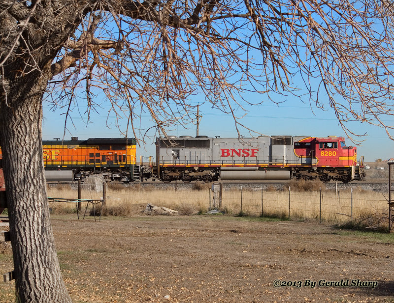 BNSF 8280 South At Longs Peak, CO