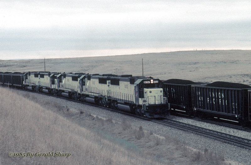 cnw8052_west_at_walker.jpg