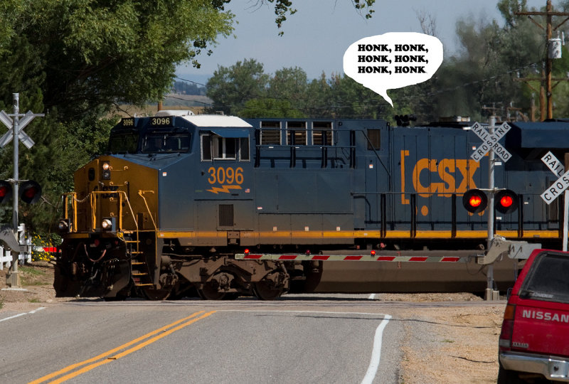 honking_csx_at_highland_co.jpg