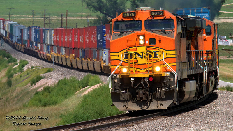bnsf5675_south_tacoma_on_berthoud_hill_co_2.jpg