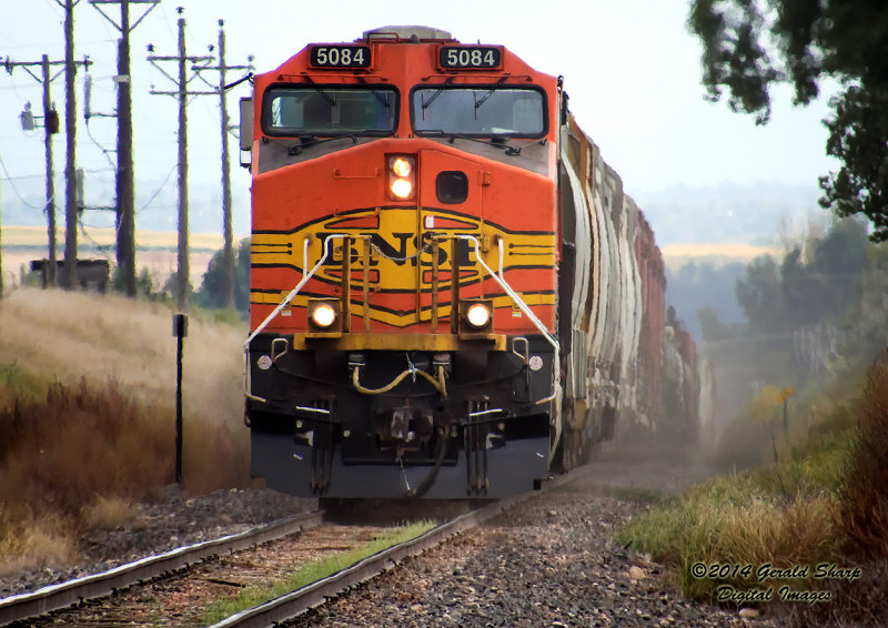 bnsf5084_near_vermillion_road_co.jpg