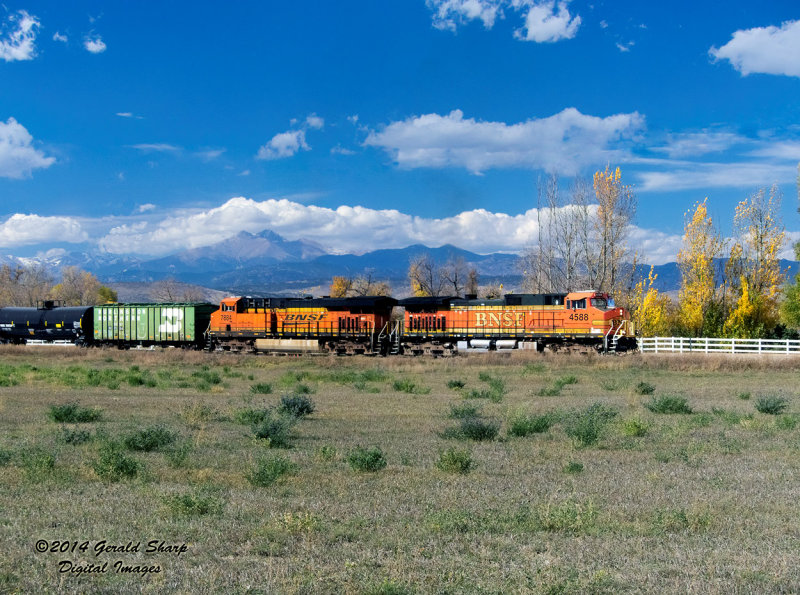 BNSF 4588 North At Highland CO