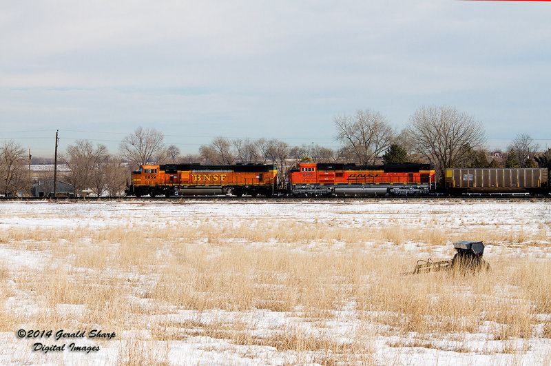 BNSF 8859 North At Longs Peak, CO