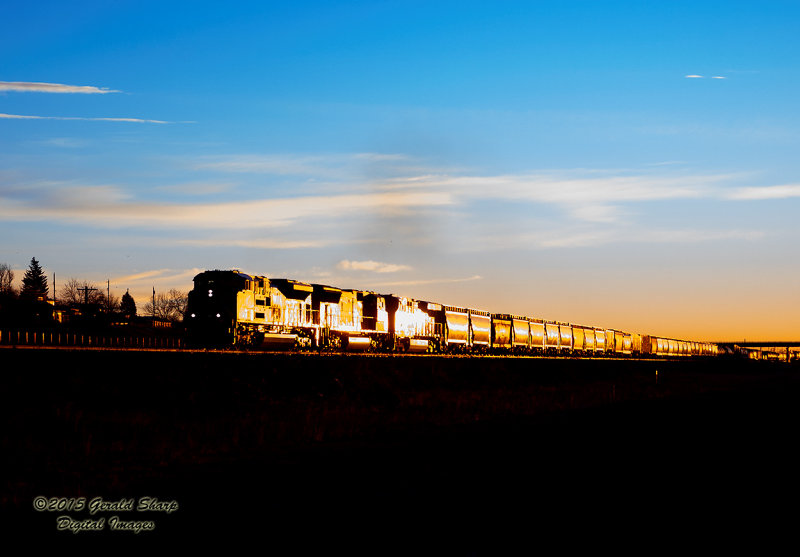 UP Glint At Cheyenne, WY