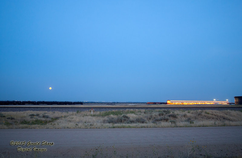 Oil Train Loading At Tampa, CO2.jpg