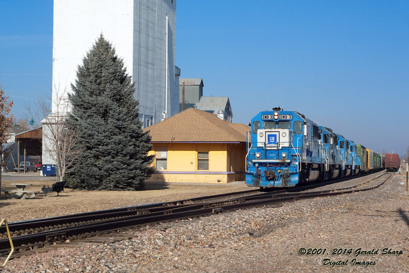 EMD 3 East At Bethoud, CO