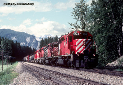 CP 5748 Near Kicking Horse Pass