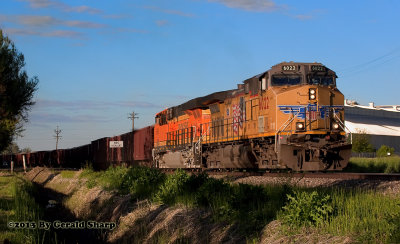 UP 6602 South At Highland, CO. 