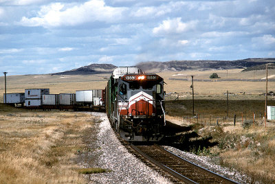 LMX 8553 East At Horse Creek, Wy