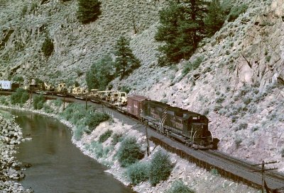 Rio Grande 3089 In Byers Canyon, CO